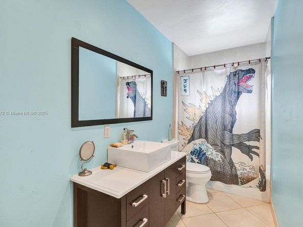 430 Miller Rd, Coral Gables FL 33146