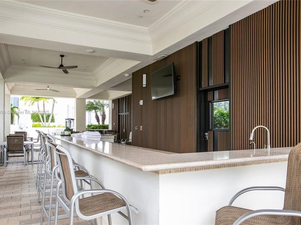 3000 Island Blvd WSTE1, Aventura FL 33160