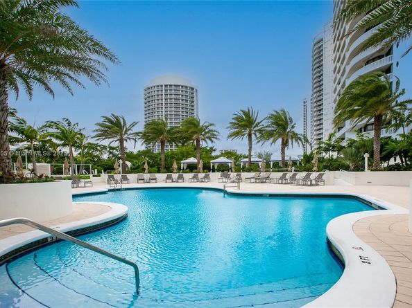 3000 Island Blvd WSTE1, Aventura FL 33160