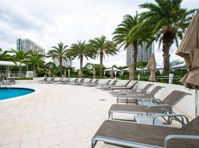 3000 Island Blvd WSTE1, Aventura FL 33160