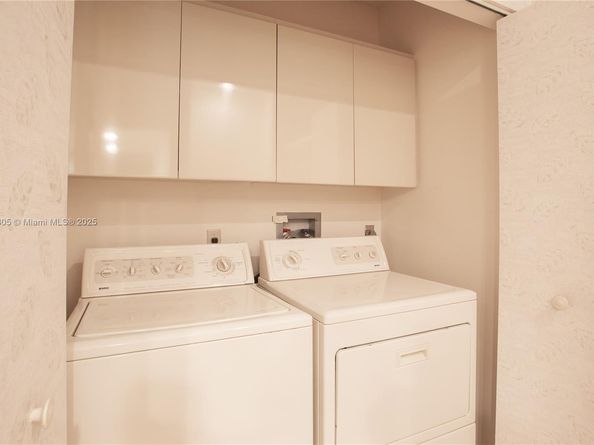 3000 Island Blvd WSTE1, Aventura FL 33160