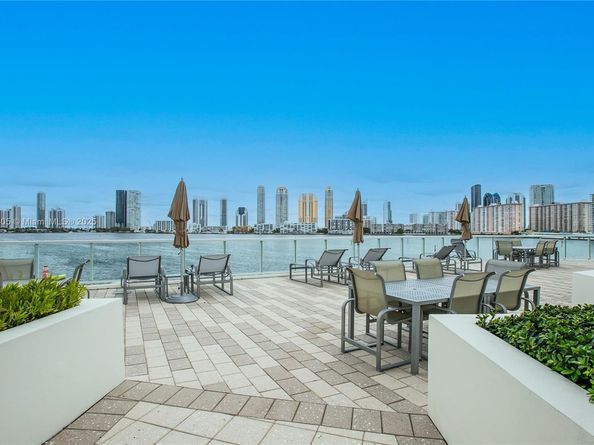 3000 Island Blvd WSTE1, Aventura FL 33160