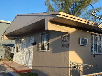 1173 NW 65th St