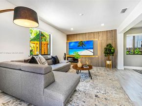 2585 SW 108th Ave, Miami FL 33165