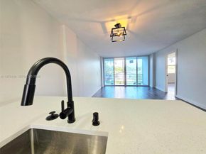 108 Royal Park Dr 2H, Oakland Park FL 33309