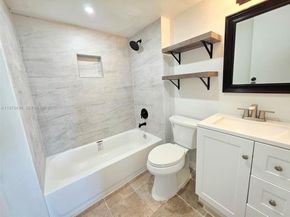 108 Royal Park Dr 2H, Oakland Park FL 33309