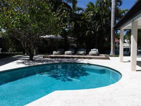2500 Bayview Dr, Fort Lauderdale FL 33305