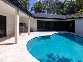 2500 Bayview Dr, Fort Lauderdale FL 33305