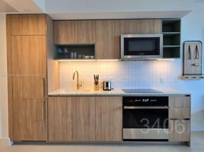601 NE 1 Ave 3406, Miami FL 33132