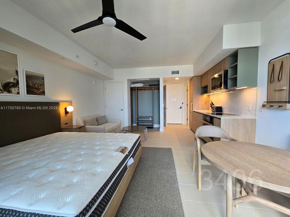 601 NE 1 Ave 3406, Miami FL 33132