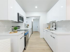 3721 SW 46th Ave, West Park FL 33023