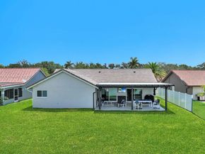 1240 NW 161st Ave, Pembroke Pines FL 33028