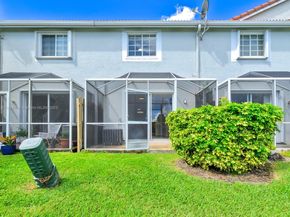 3738 San Simeon Cir, Weston FL 33331