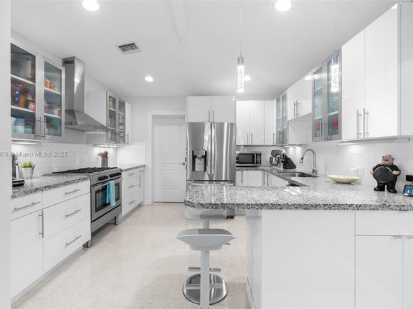 1609 NE 20th Ave, Fort Lauderdale FL 33305