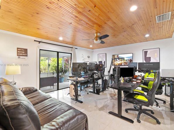 18401 SW 115th Ave, Miami FL 33157
