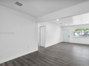 1061 NW 108 ter, Miami FL 33168