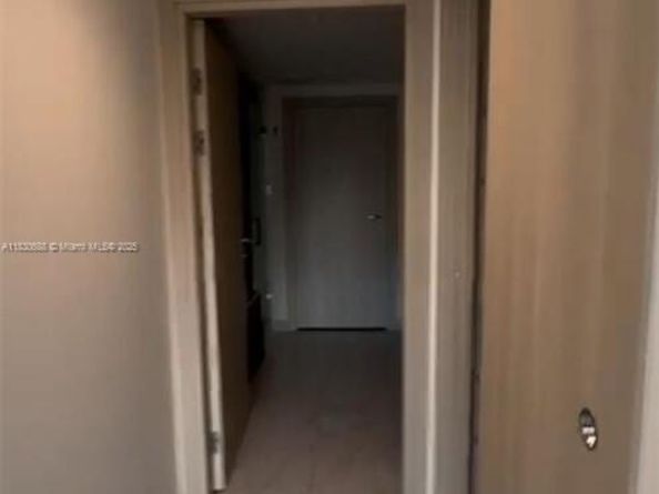 1000 Brickell Plz 2008, Miami FL 33131