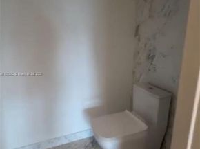 1000 Brickell Plz 2008, Miami FL 33131