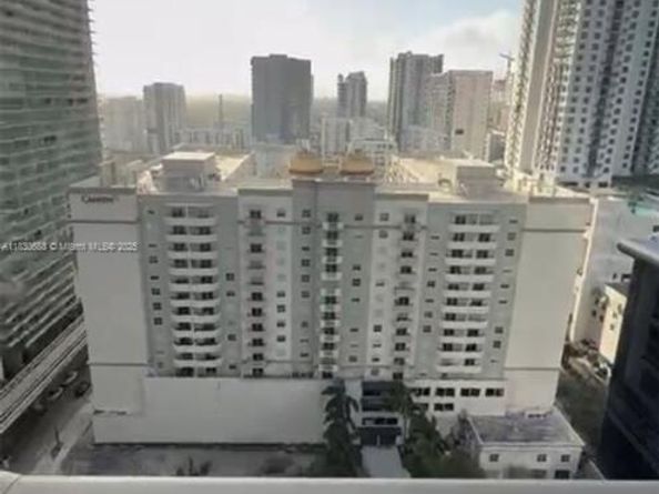 1000 Brickell Plz 2008, Miami FL 33131
