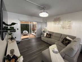 6255 Kendale Lakes Cir 128, Miami FL 33183