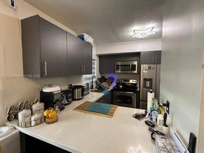 6255 Kendale Lakes Cir 128, Miami FL 33183