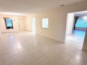 6015 NW 67th Ter, Tamarac FL 33321