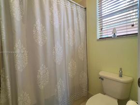 1718 Carvelle Dr 1718, Riviera Beach FL 33404