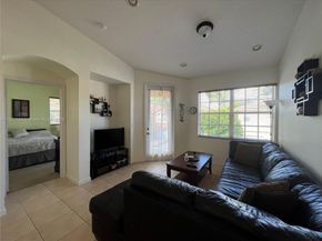 1718 Carvelle Dr 1718, Riviera Beach FL 33404