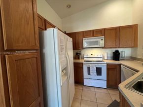 1718 Carvelle Dr 1718, Riviera Beach FL 33404