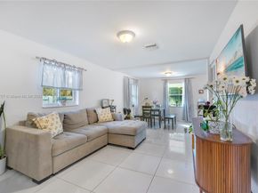 827 NW 114th St, Miami FL 33168