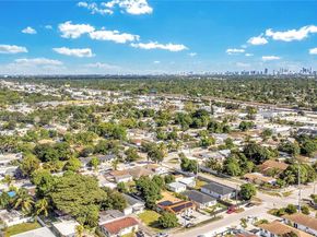827 NW 114th St, Miami FL 33168