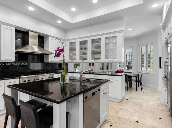 3460 S Moorings Way, Miami FL 33133