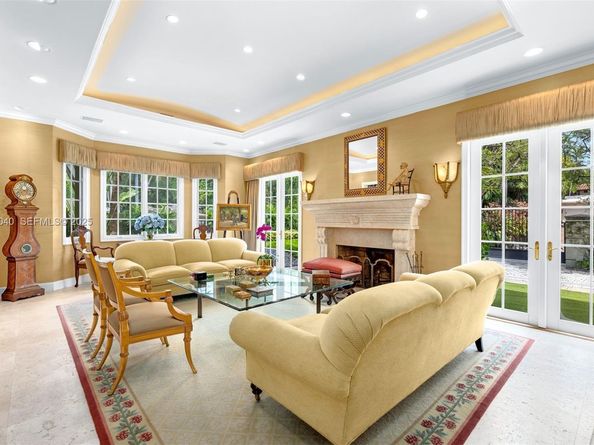 3460 S Moorings Way, Miami FL 33133