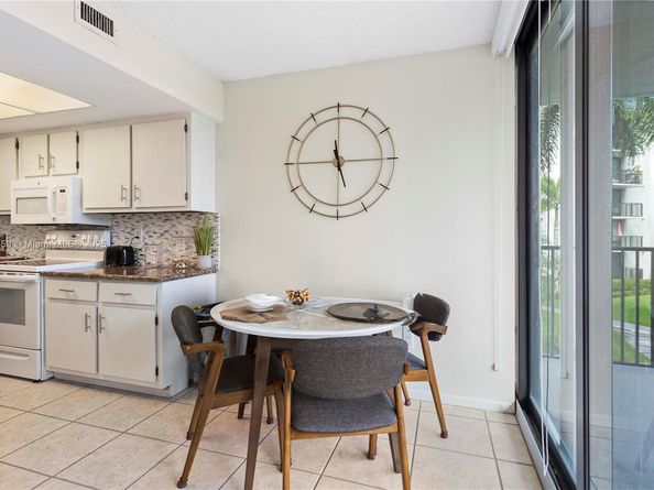 1101 River Reach Dr 209, Fort Lauderdale FL 33315