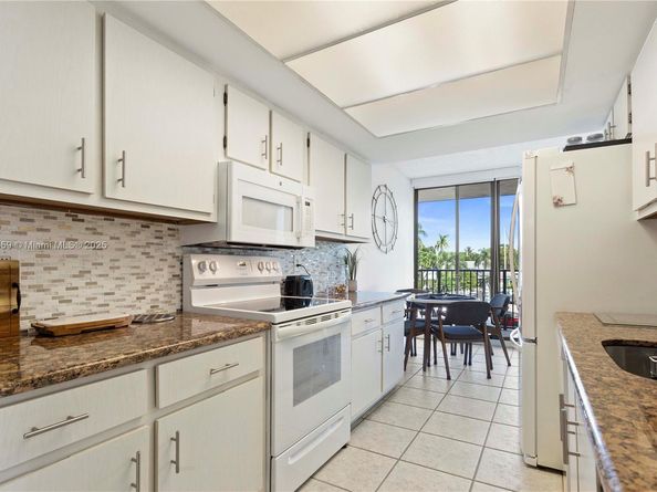 1101 River Reach Dr 209, Fort Lauderdale FL 33315