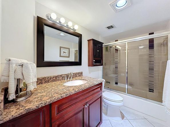 1101 River Reach Dr 209, Fort Lauderdale FL 33315