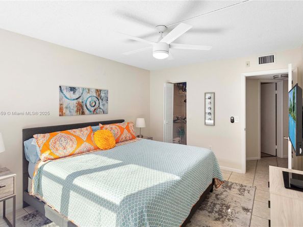 1101 River Reach Dr 209, Fort Lauderdale FL 33315