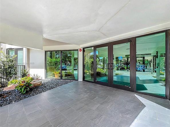 1101 River Reach Dr 209, Fort Lauderdale FL 33315