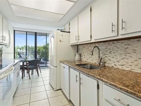 1101 River Reach Dr 209, Fort Lauderdale FL 33315