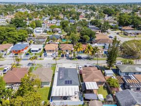 2326 NW 56th St, Miami FL 33142