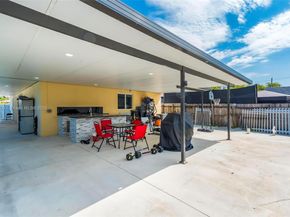 2326 NW 56th St, Miami FL 33142