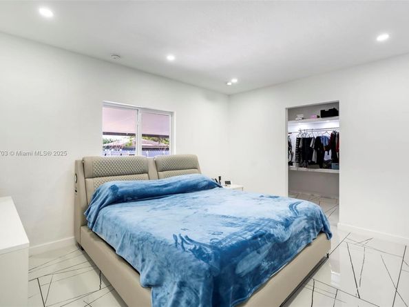 2326 NW 56th St, Miami FL 33142