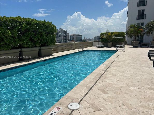 10 Aragon Ave 814, Coral Gables FL 33134