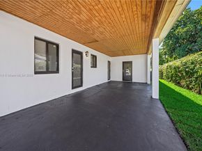 620 NW 194th St, Miami Gardens FL 33169