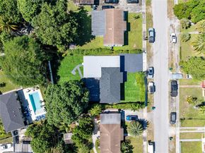 620 NW 194th St, Miami Gardens FL 33169