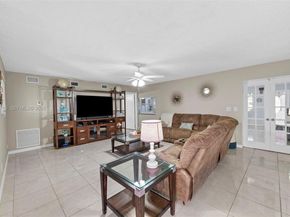 1916 N 36th Ave, Hollywood FL 33021