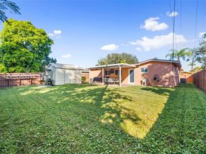 1916 N 36th Ave, Hollywood FL 33021