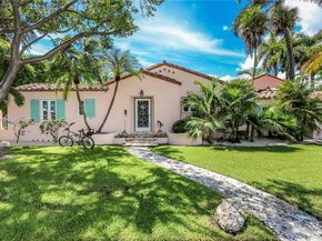 856 Tyler St, Hollywood FL 33019