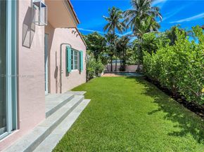 856 Tyler St, Hollywood FL 33019