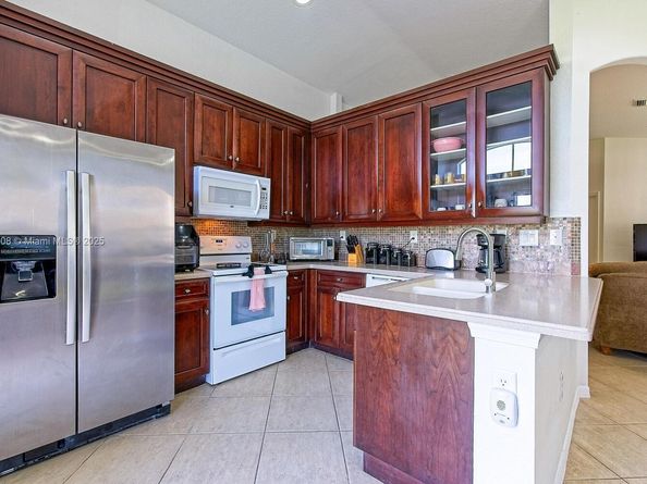 1520 SE 17th Ave, Homestead FL 33035